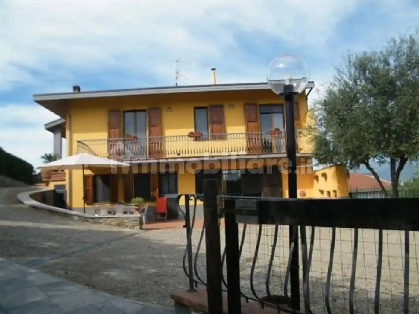 Villa in vendita a Figline e Incisa Valdarno