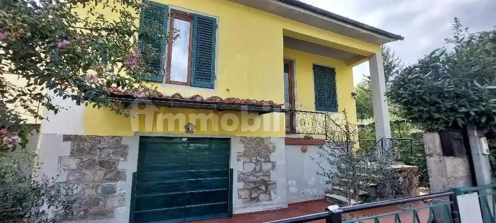 Villa in vendita a Serravalle Pistoiese