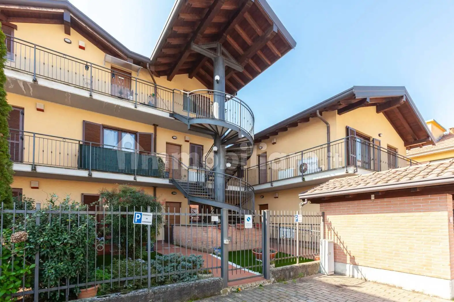 Appartamento in vendita a Oggiona con Santo Stefano