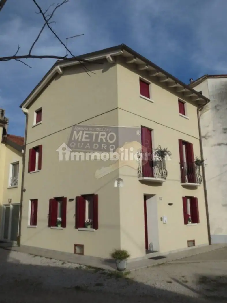 Villetta a schiera in vendita a Carrè