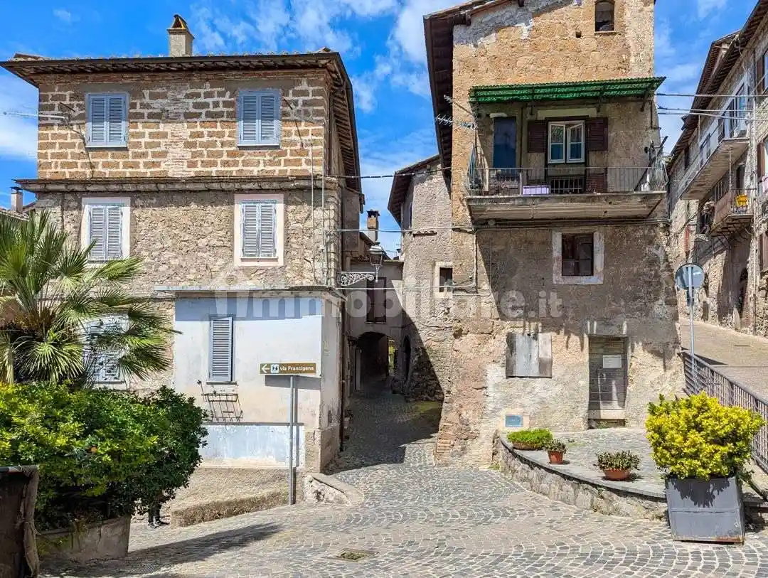 Terratetto unifamiliare via Borgo Vecchio 35, Carbognano - foto 2