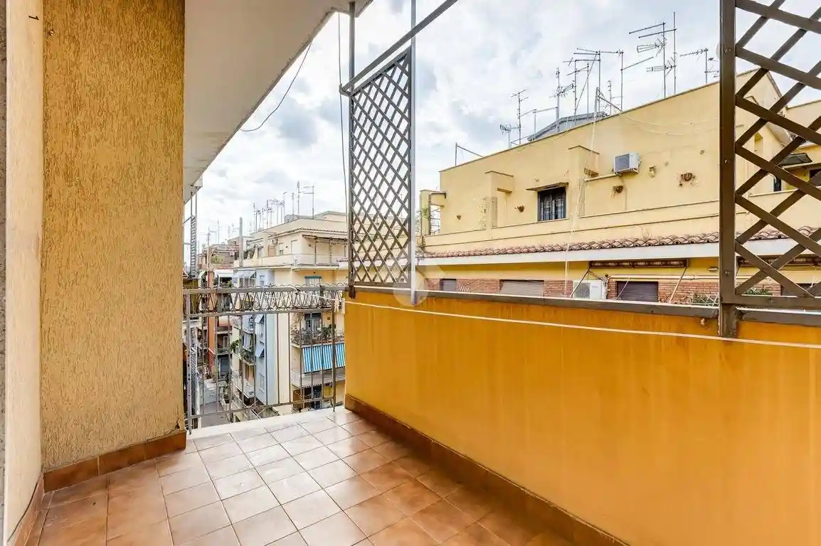 Trilocale via Tommaso da Celano, Appio Latino, Roma - foto 4