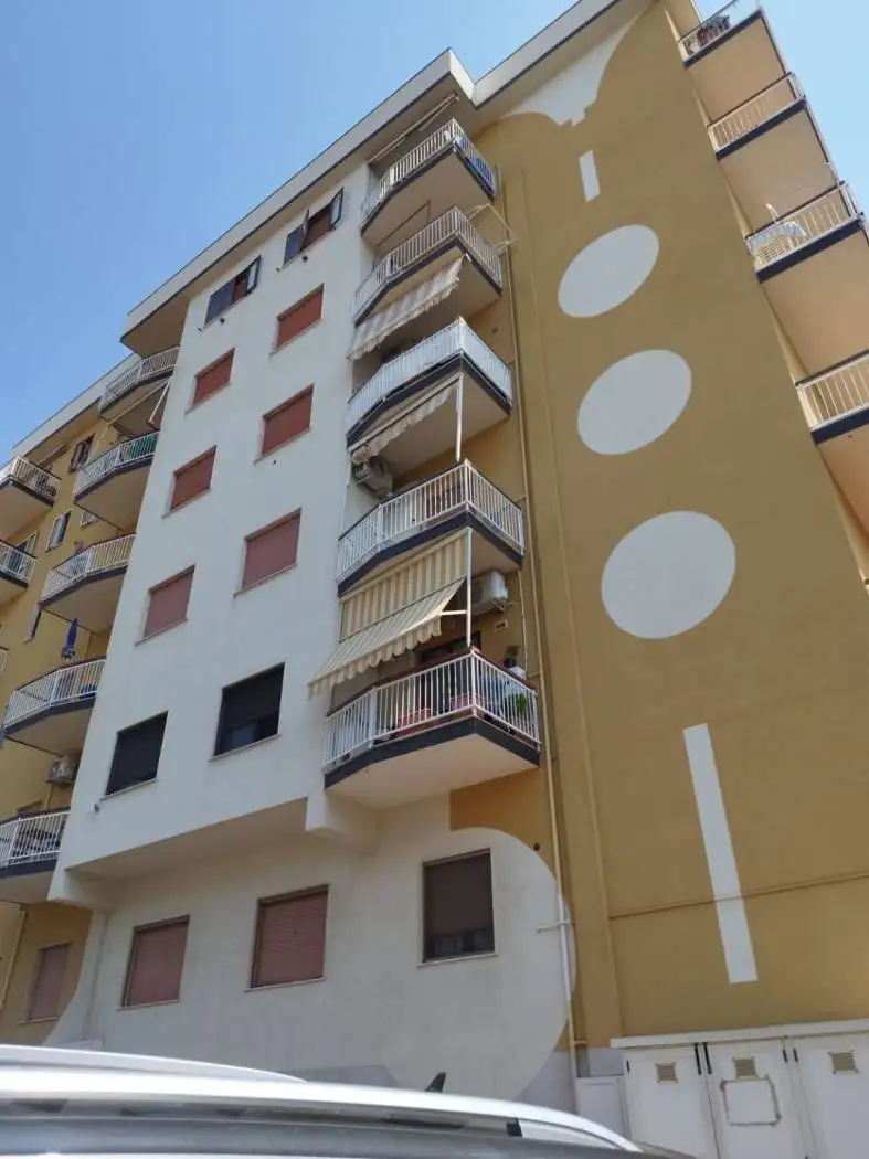 Appartamento in vendita a Roccella Ionica