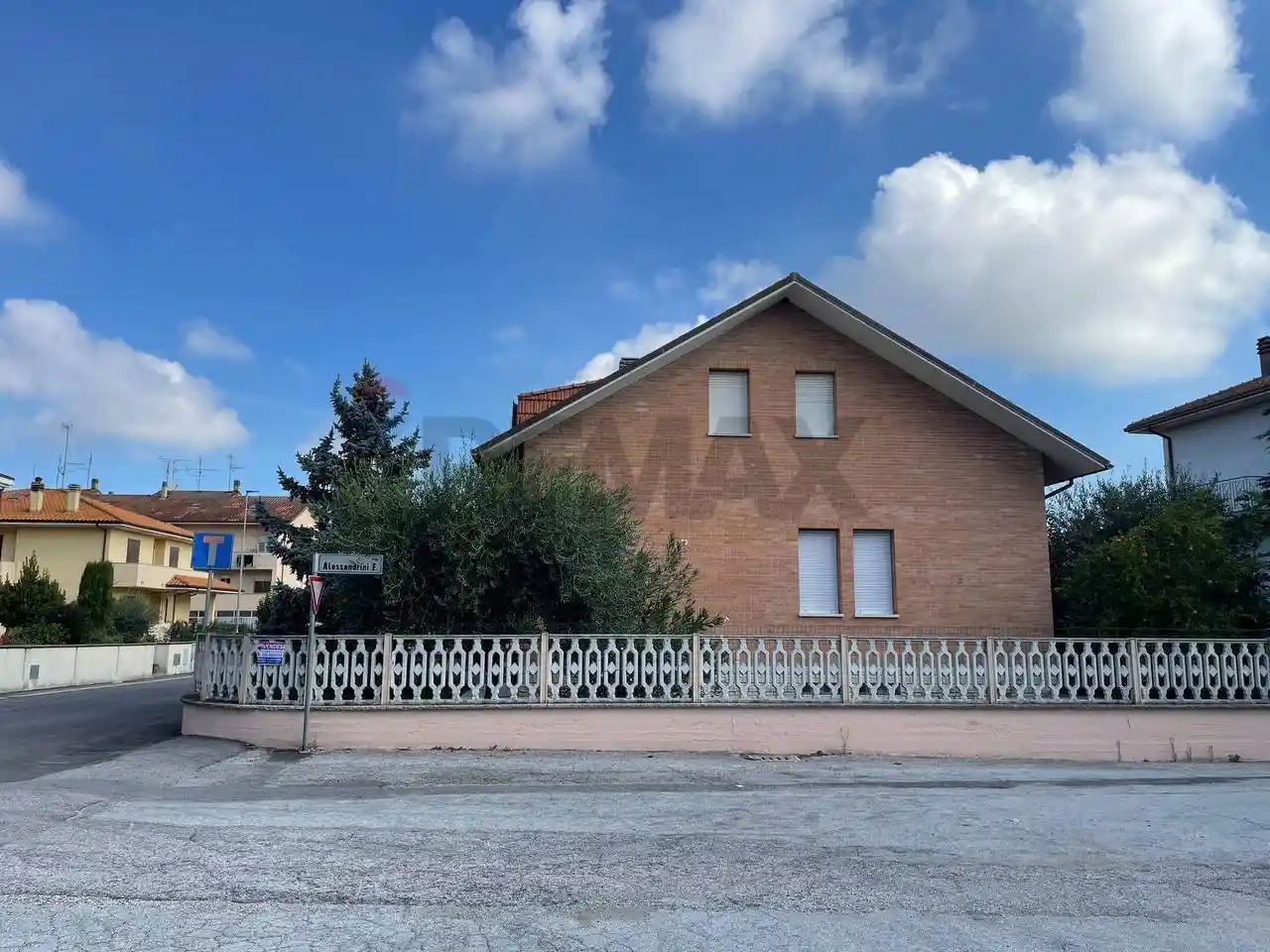 Villa in vendita a Mondolfo