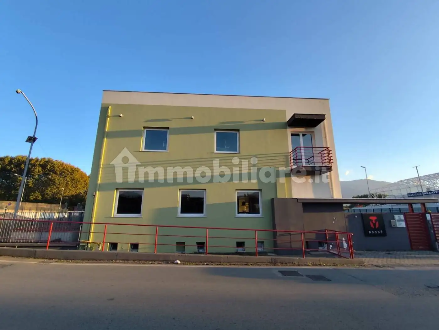 Palazzo - Edificio in vendita a Pompei