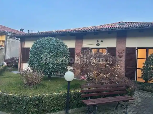 Casa indipendente in vendita a Rivoli