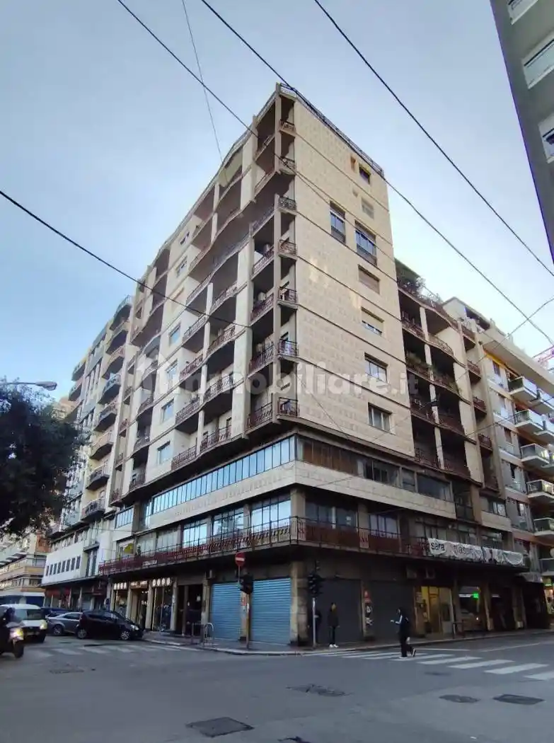 Appartamento in vendita a Bari