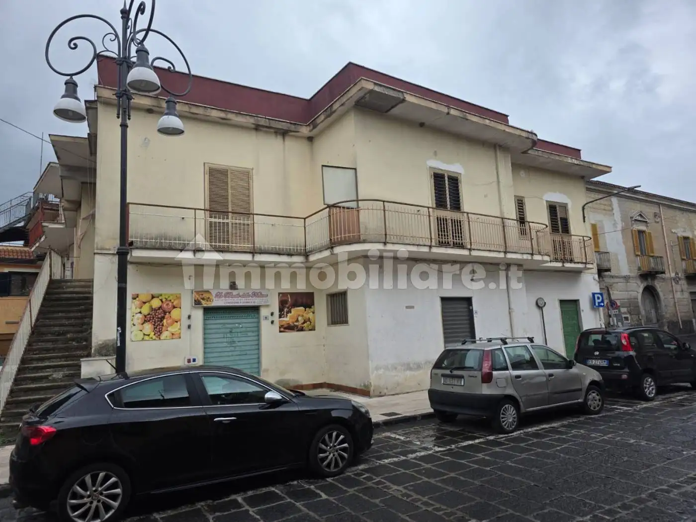 Palazzo - Edificio in vendita a Casamarciano