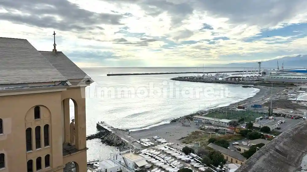 Attico - Mansarda in affitto a Genova