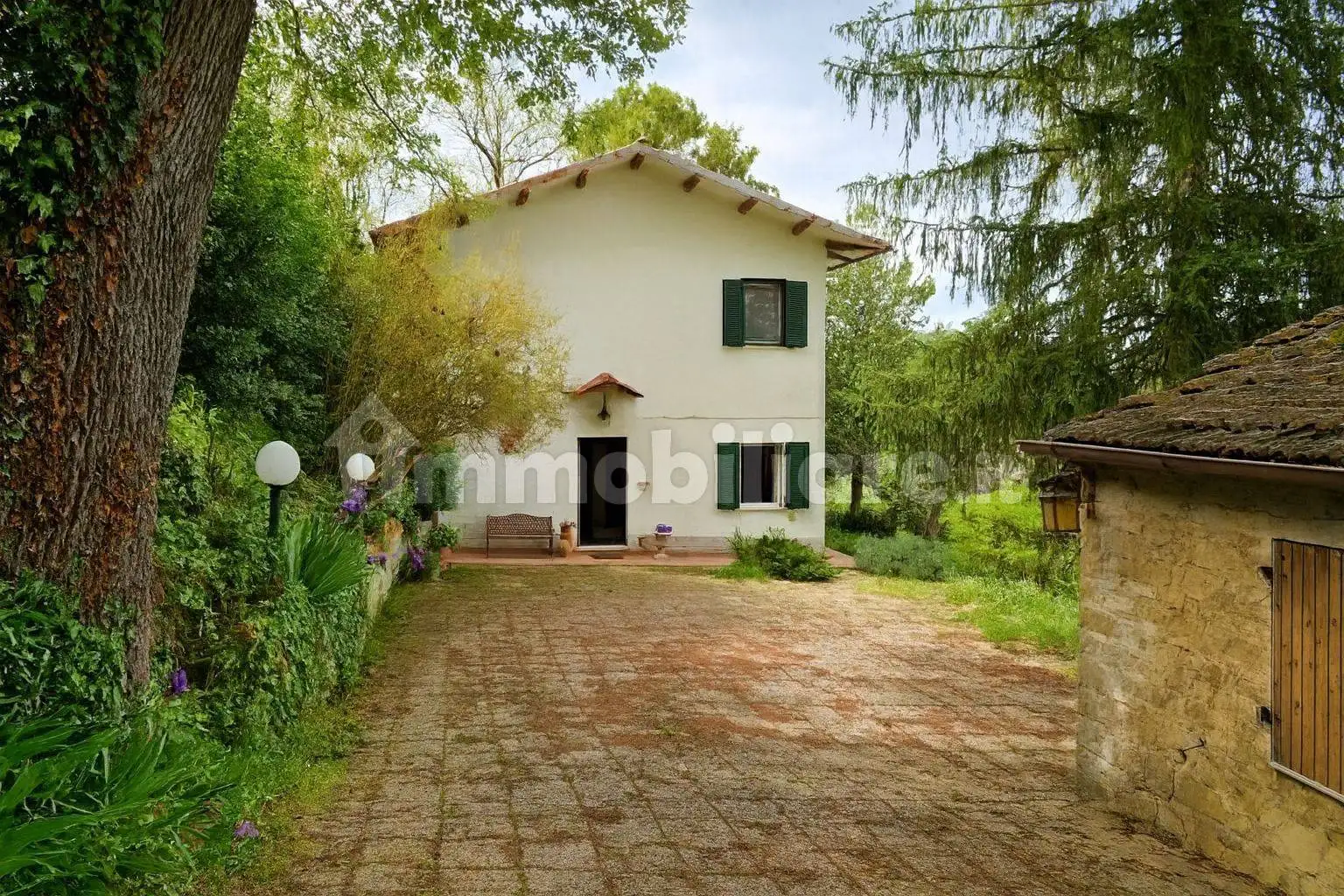 Rustico - Casale in vendita a Rosora