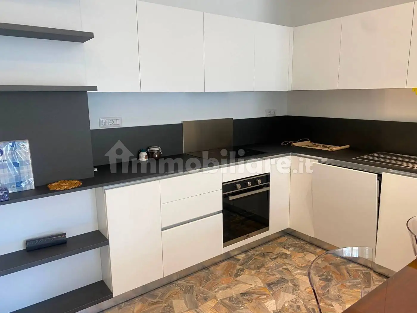 Appartamento in vendita a Chiavari