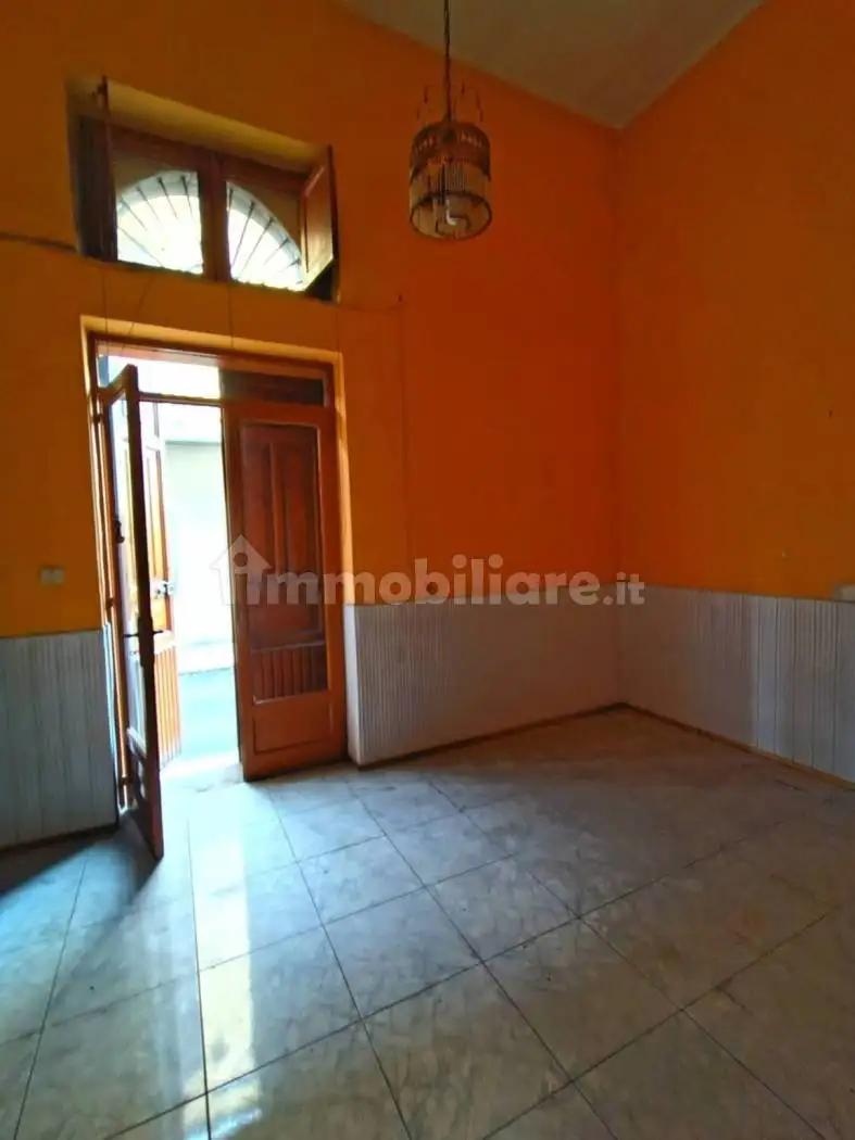 Bilocale da ristrutturare, piano terra, Brusciano - foto 3