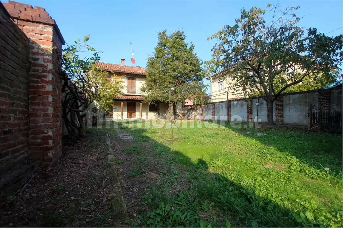 Villa unifamiliare via Valentino , 1, Centro, Buttigliera d'Asti - foto 5