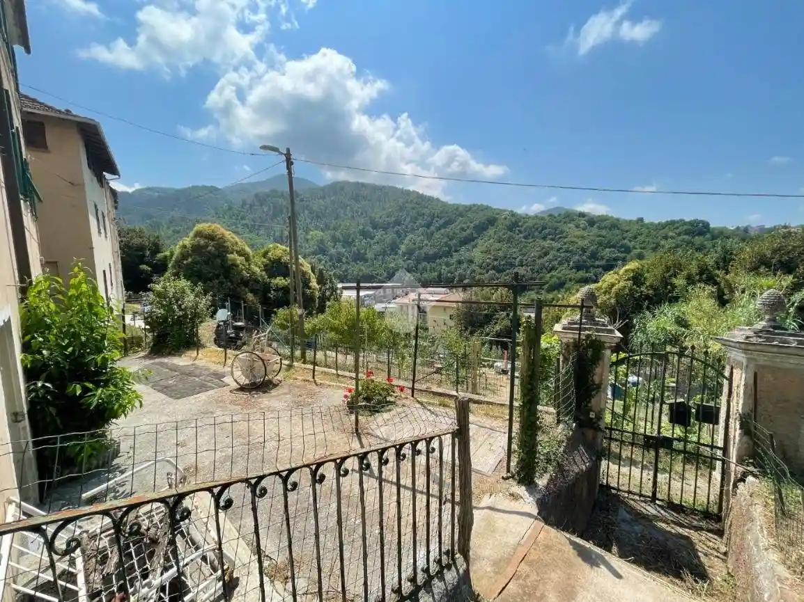 Appartamento in vendita a Sant'Olcese