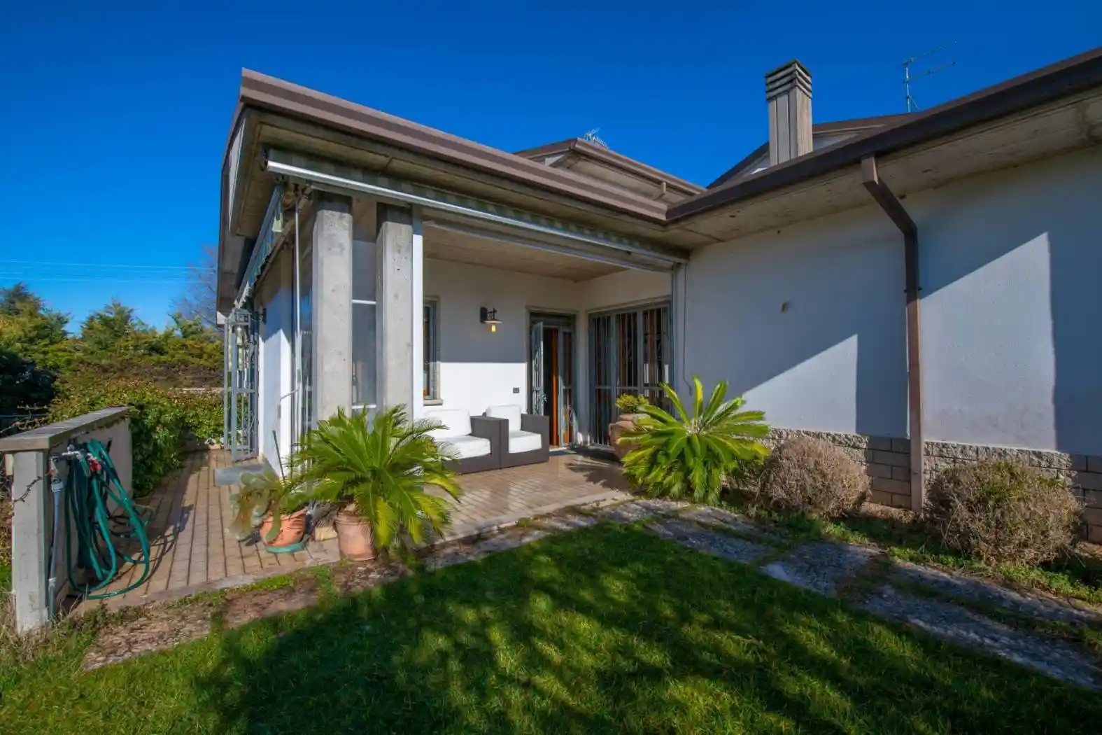 Villa bifamiliare via Primo Maggio 44, Beccacivetta Azzano, Castel d'Azzano - foto 3