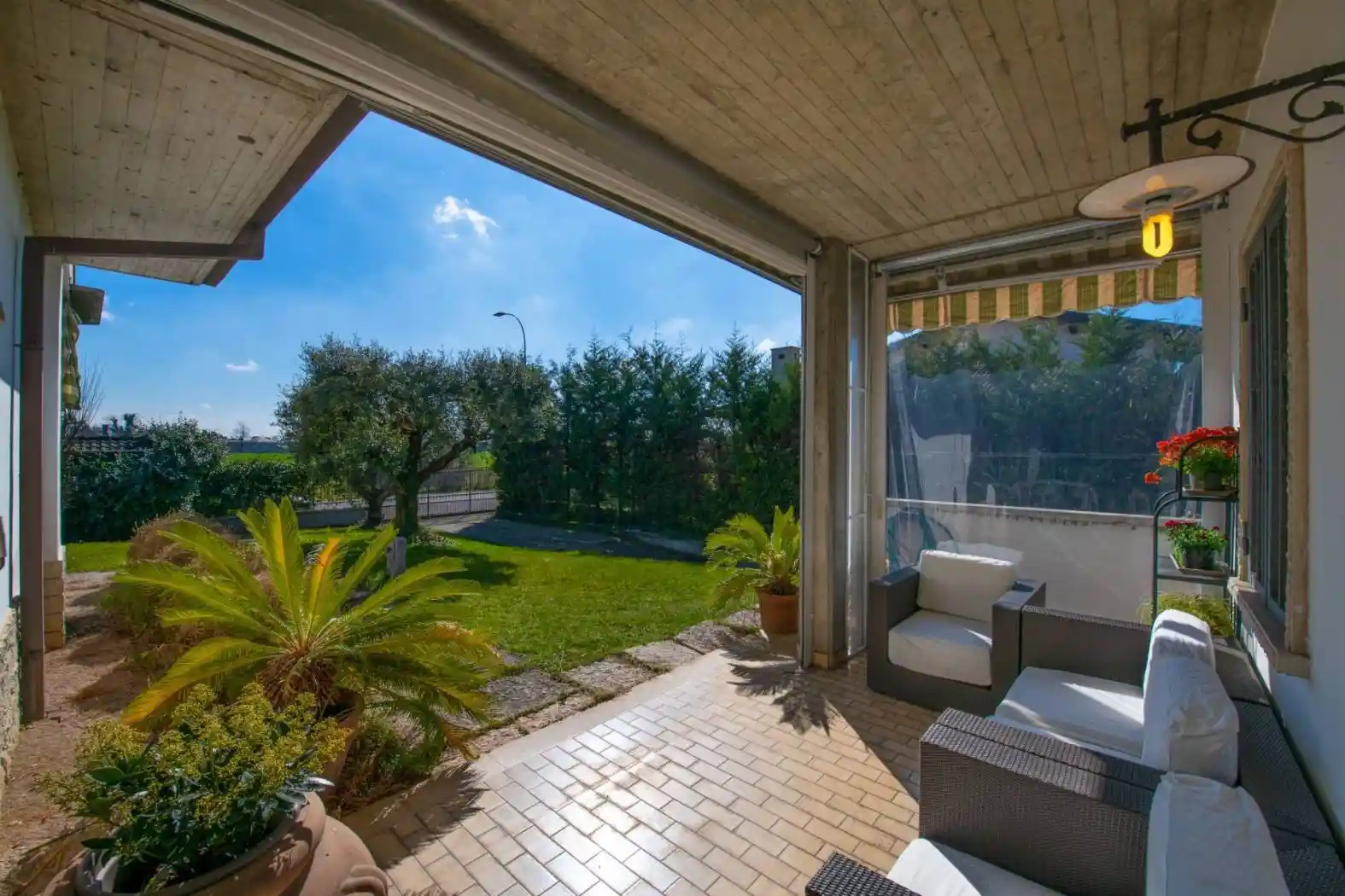 Villa bifamiliare via Primo Maggio 44, Beccacivetta Azzano, Castel d'Azzano - foto 4