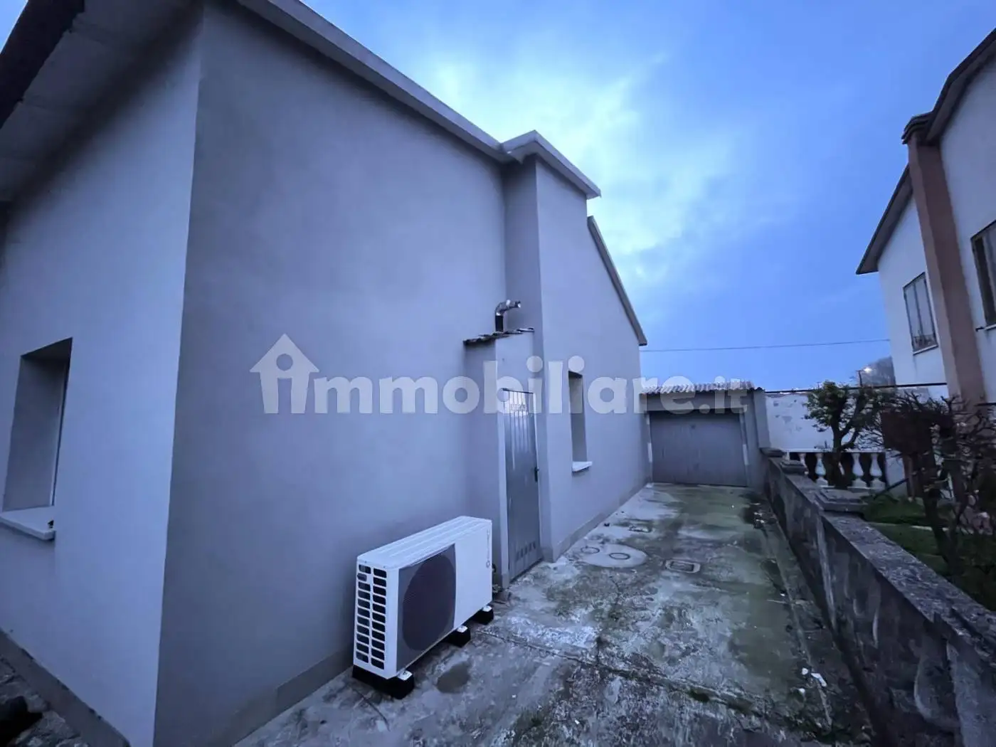 Villa unifamiliare via Libertà 16, Pieve Di Coriano, Borgo Mantovano - foto 2