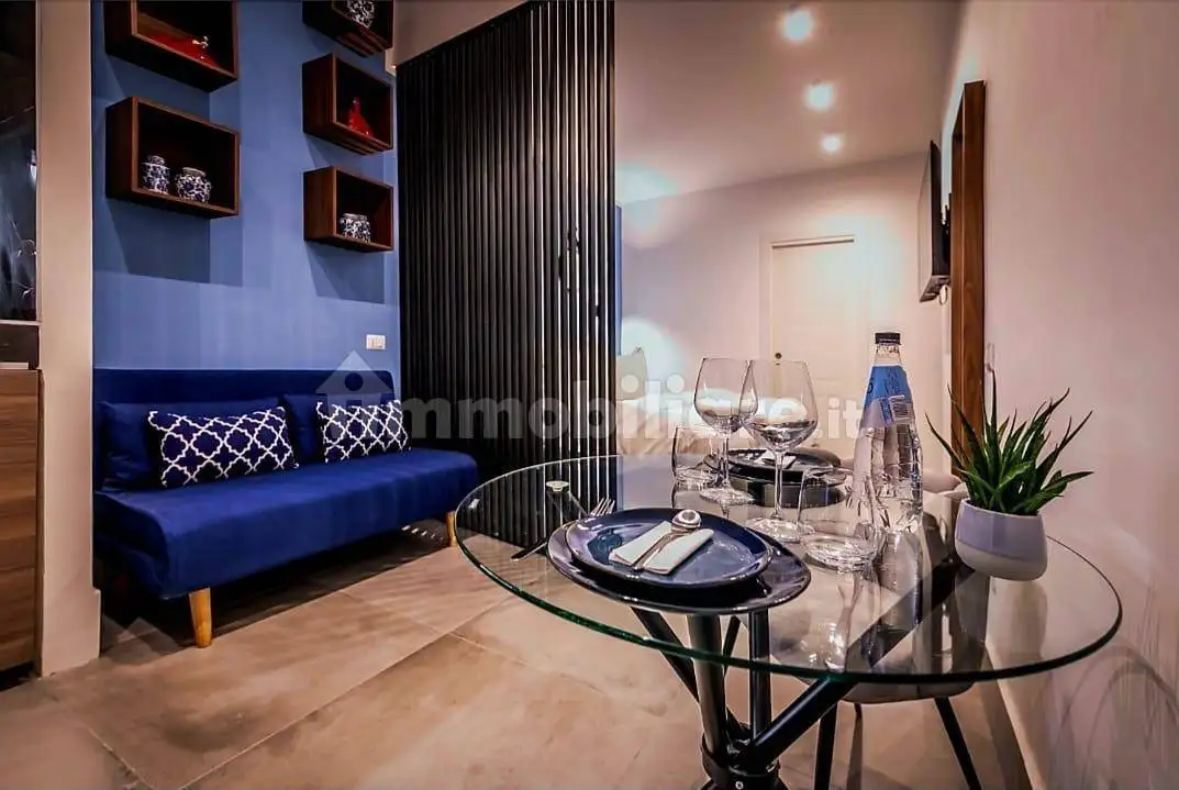 Appartamento in vendita a Napoli