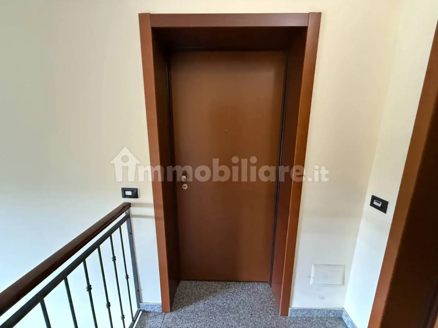 Monolocale buono stato, terzo piano, Borgo Mantovano - foto 5