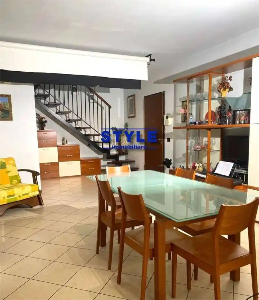 Appartamento ottimo stato, primo piano, Campolongo Maggiore - foto 3