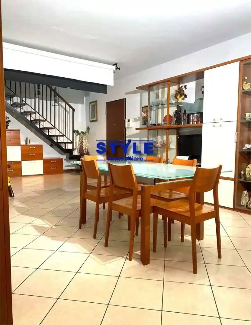 Appartamento ottimo stato, primo piano, Campolongo Maggiore - foto 4