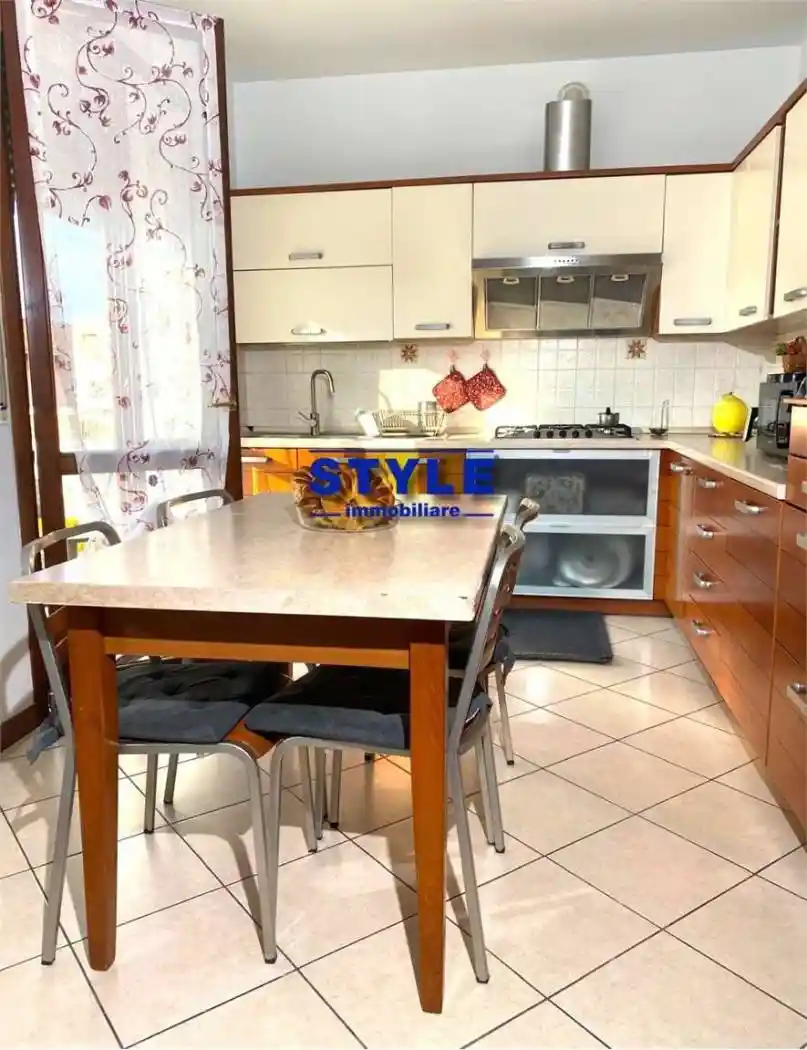 Appartamento ottimo stato, primo piano, Campolongo Maggiore - foto 5