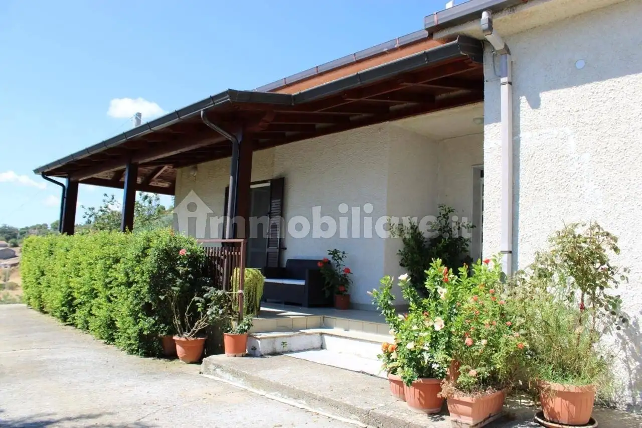 Villa in vendita a Montegiordano