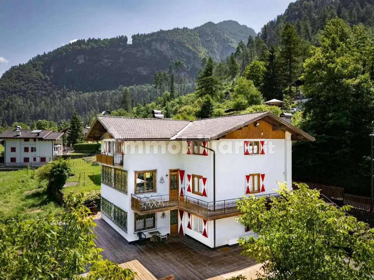 Villa in vendita a Imer