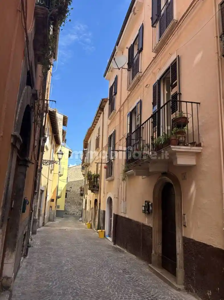Terratetto unifamiliare via Vella 14, Centro, Sulmona - foto 2