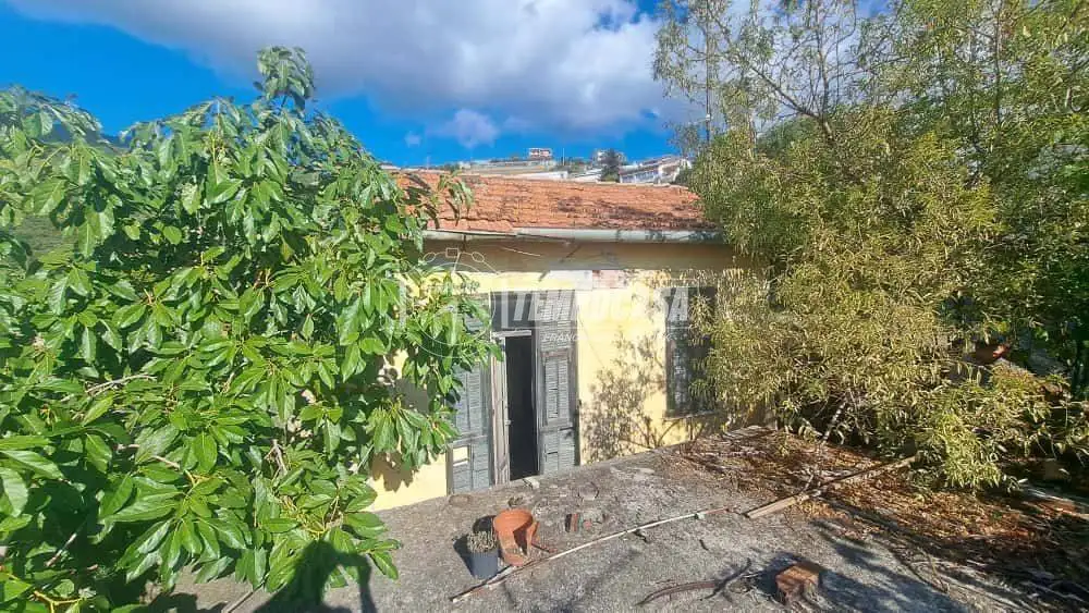 Casa indipendente in vendita a Sanremo