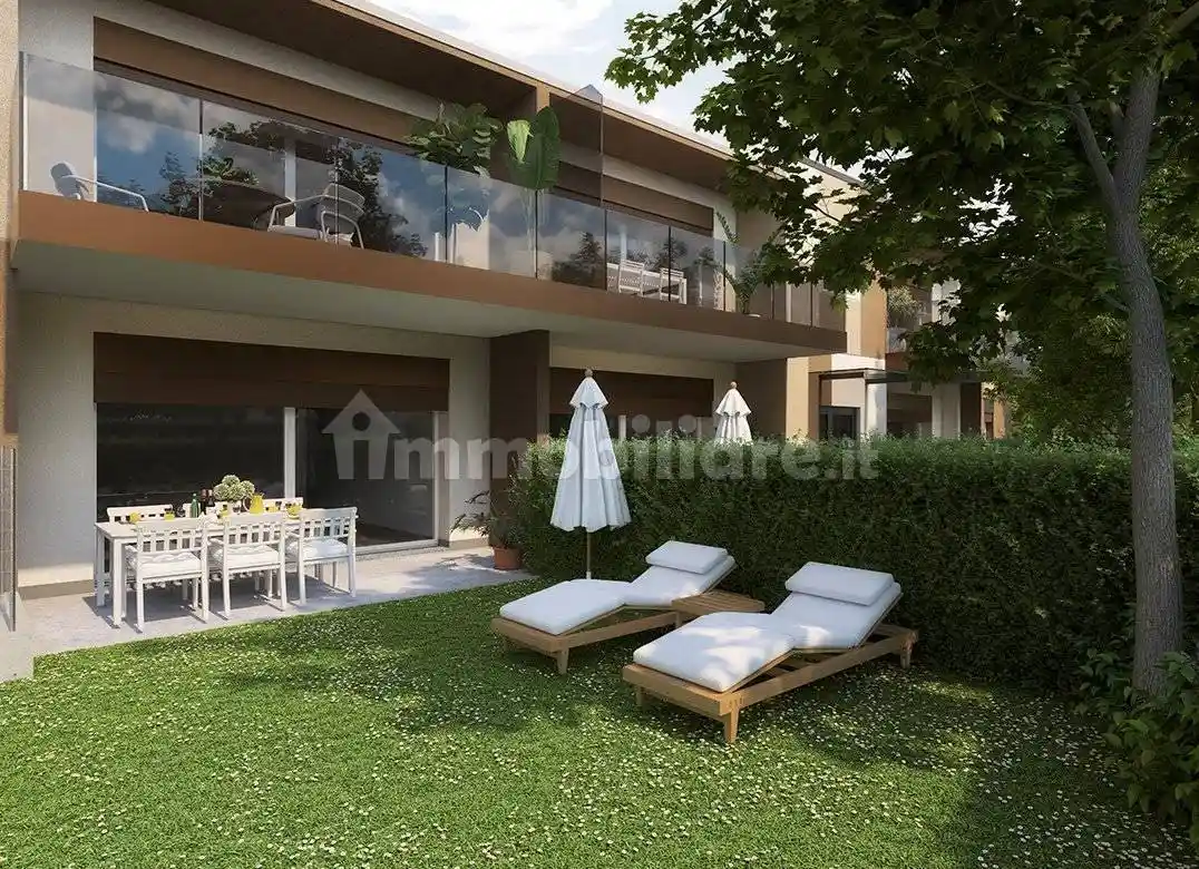 Trilocale via Brughiere  22070, Beregazzo con Figliaro - foto 2