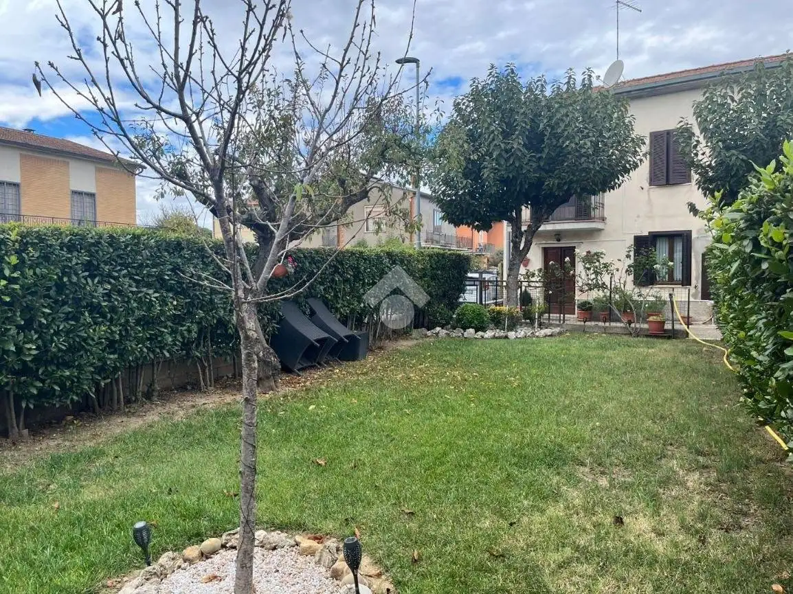 Casa indipendente in vendita a Attigliano