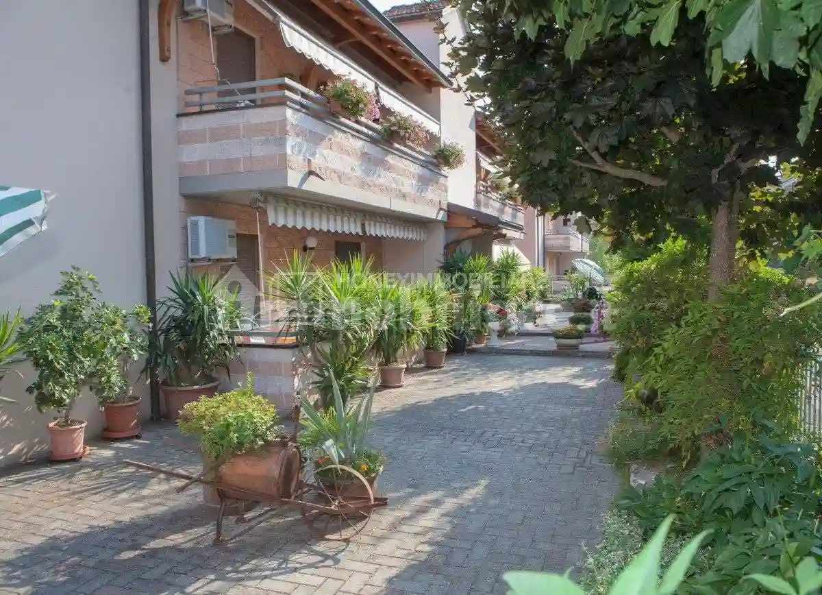 Palazzo - Edificio - foto 3