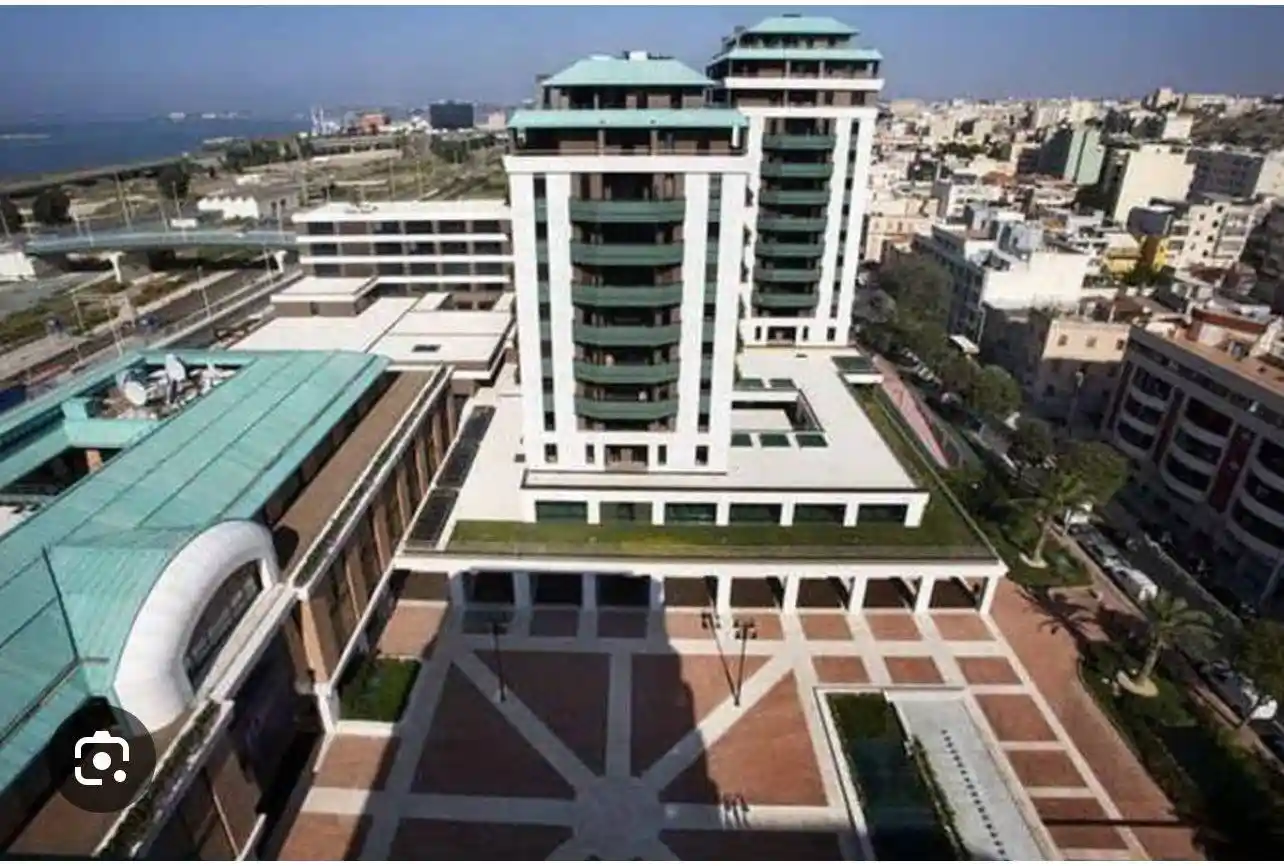 Palazzo - Edificio in vendita a Cagliari