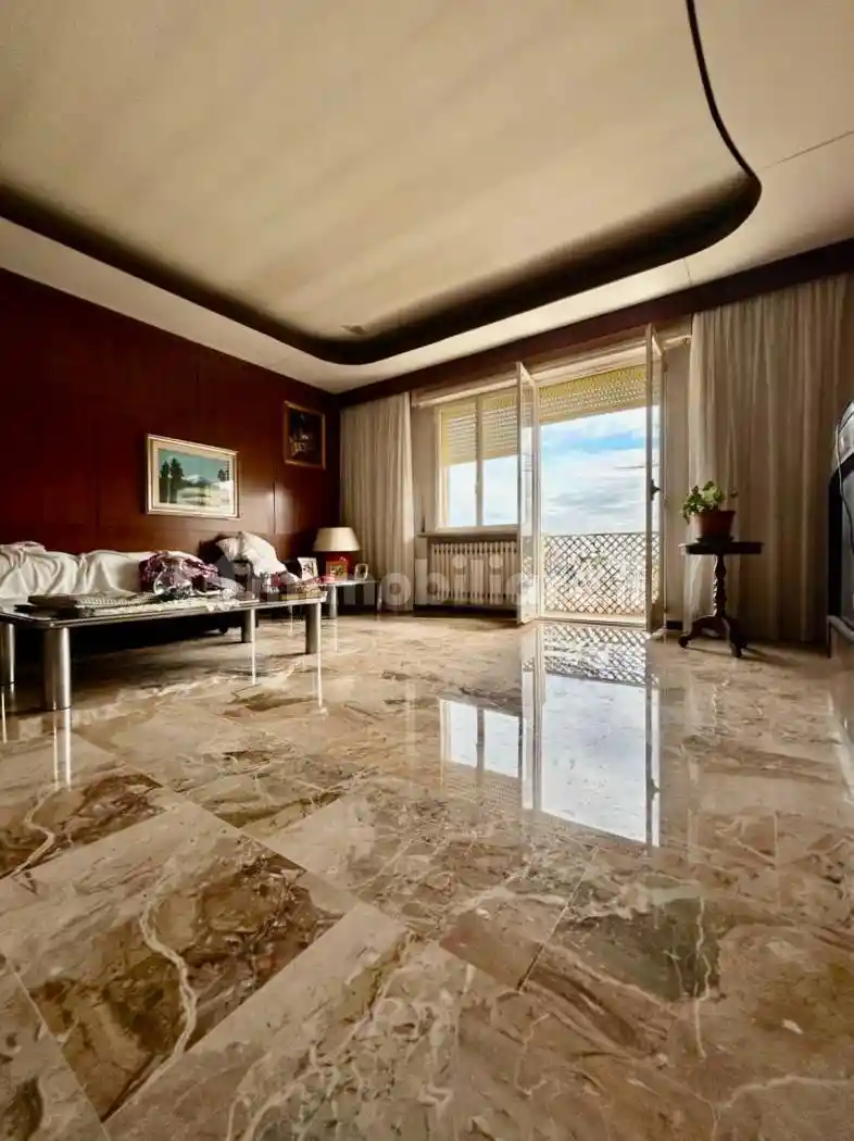 Appartamento da ristrutturare, quarto piano, Borgo Rodi, Ancona - foto 2