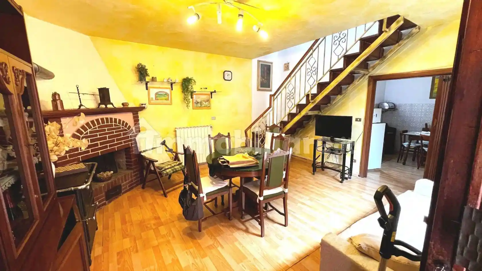 Casa indipendente in vendita a Vernio