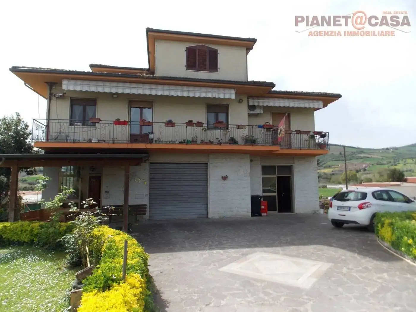 Villa in vendita a Controguerra