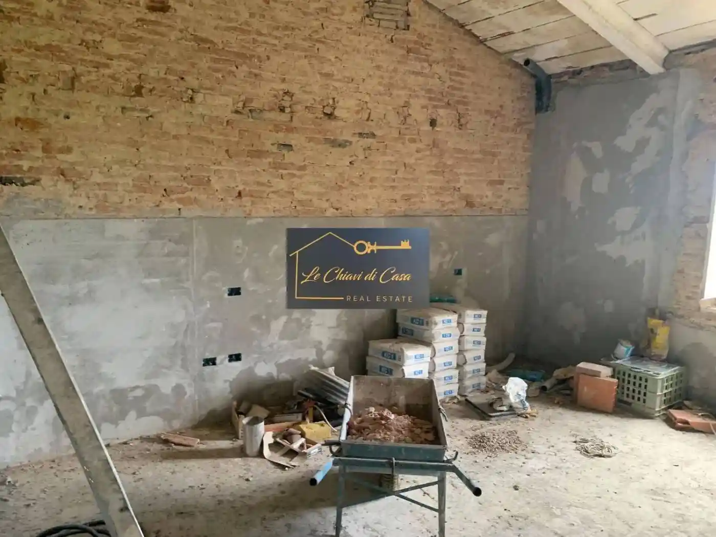 Rustico - Casale in vendita a Crespina e Lorenzana