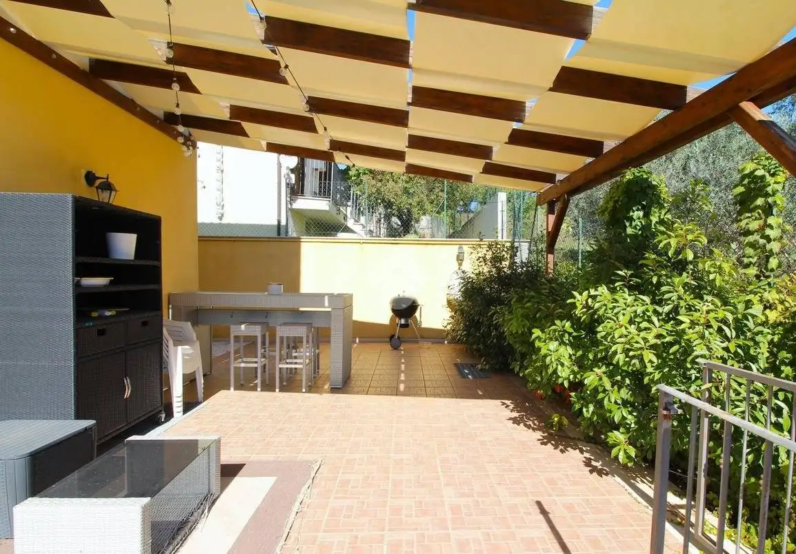 Villa in vendita a Stroncone