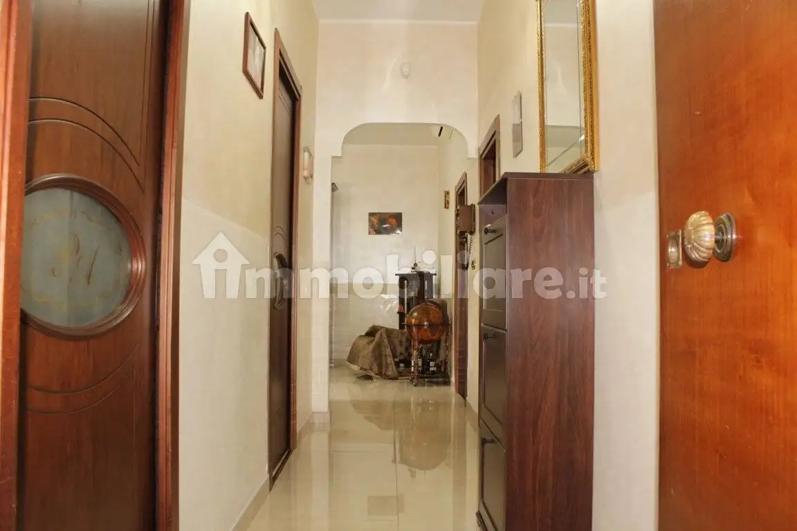 Appartamento in affitto a Napoli