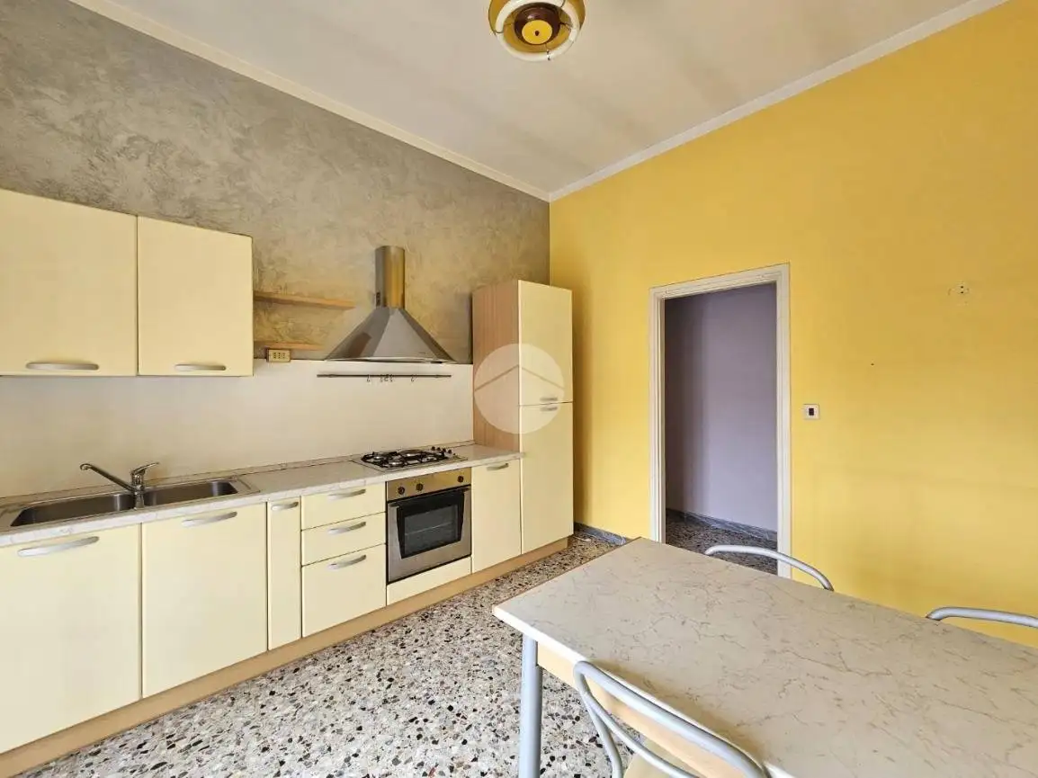 Trilocale via G. Marconi 3, Centro, Caluso - foto 3