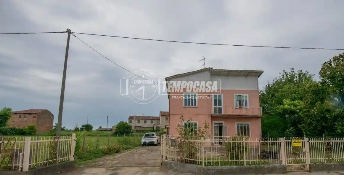 Appartamento via Attilio Aurelio Rizzo 99, Centro, Villadose - foto 2