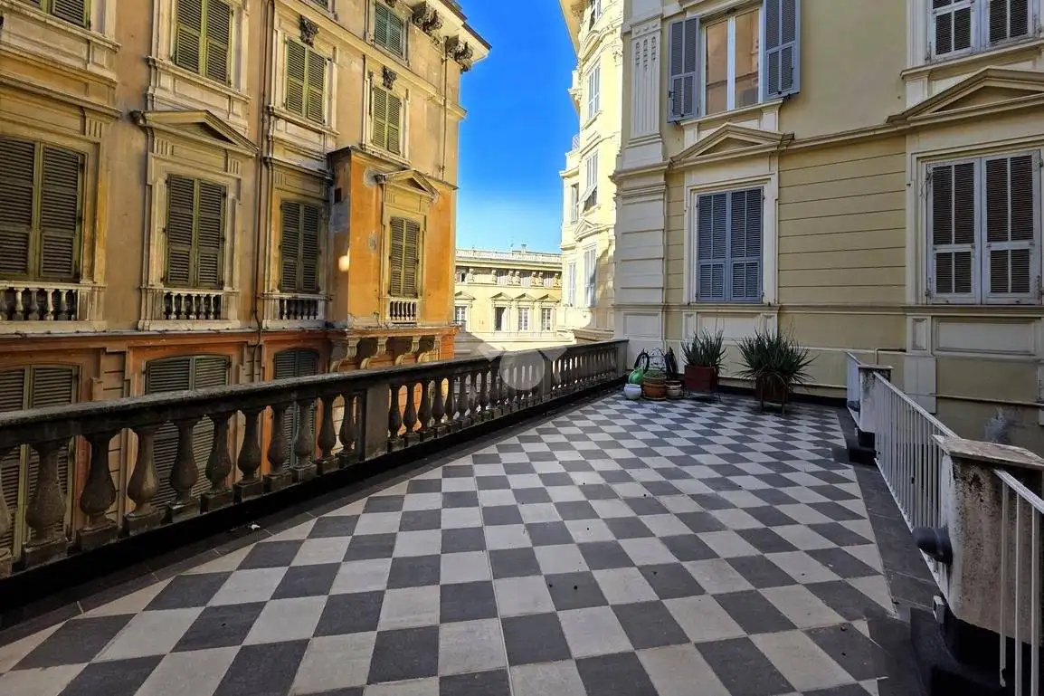 Appartamento in vendita a Genova