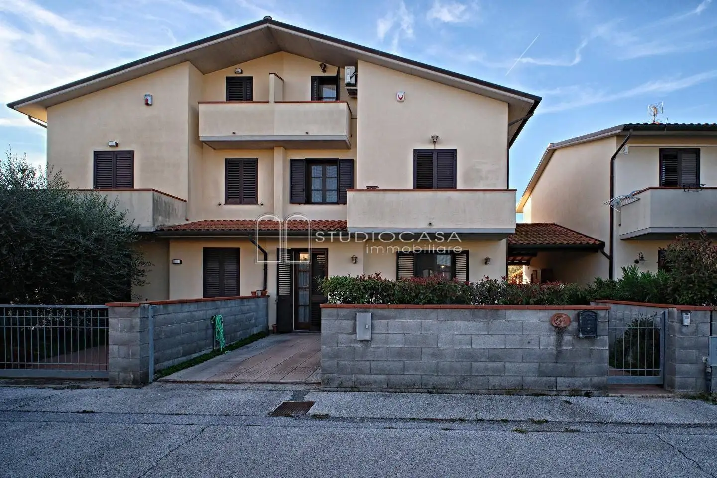 Villetta a schiera in vendita a Cascina