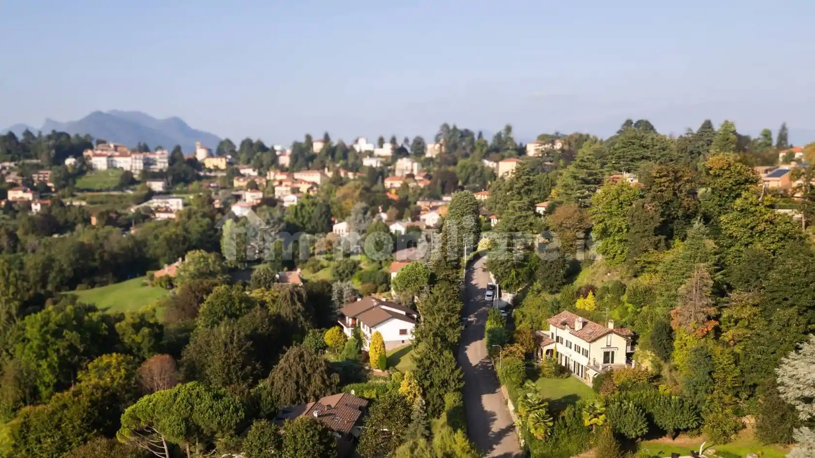 Villa unifamiliare via dei Boderi 19, Viale Europa, Varese - foto 3