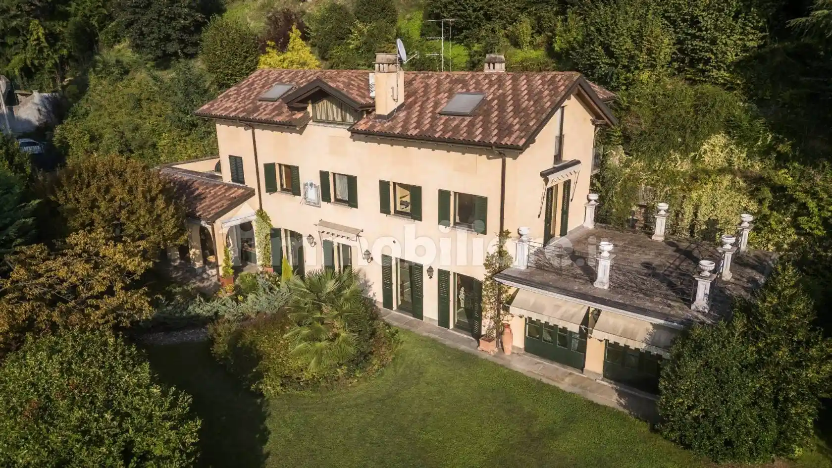 Villa unifamiliare via dei Boderi 19, Viale Europa, Varese - foto 4