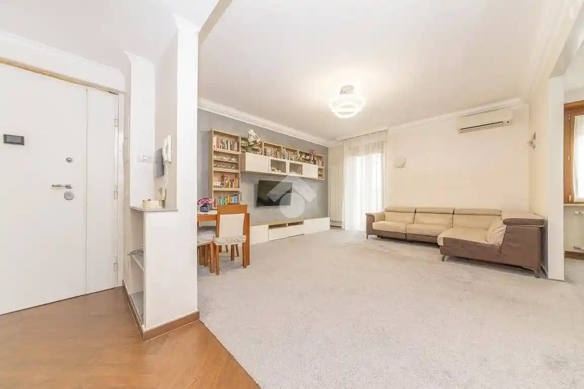 Quadrilocale via Pallagorio 33, Morena, Roma - foto 2