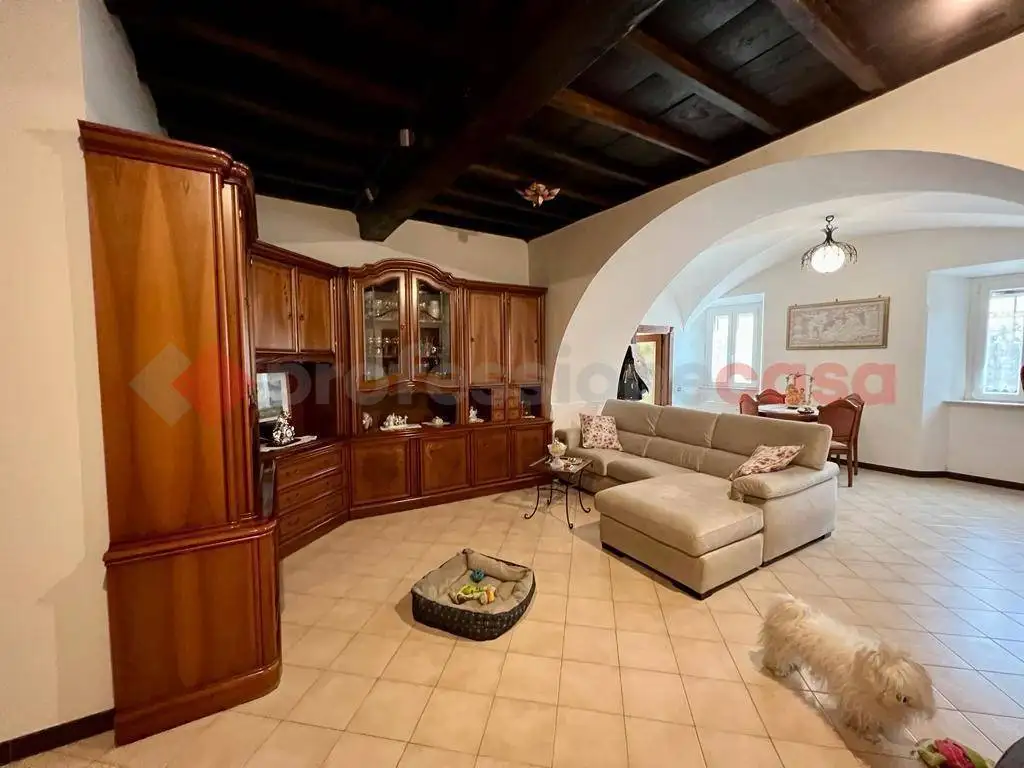 Quadrilocale piazza regina margherita, 7, Acuto - foto 2