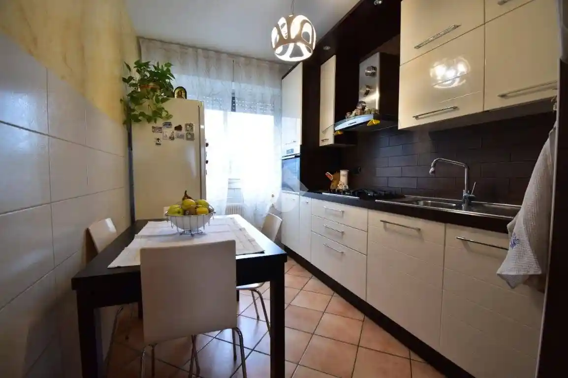 Quadrilocale via Mario Tomba 29, Corcagnano, Parma - foto 5