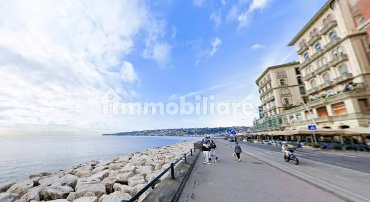 Appartamento in affitto a Napoli